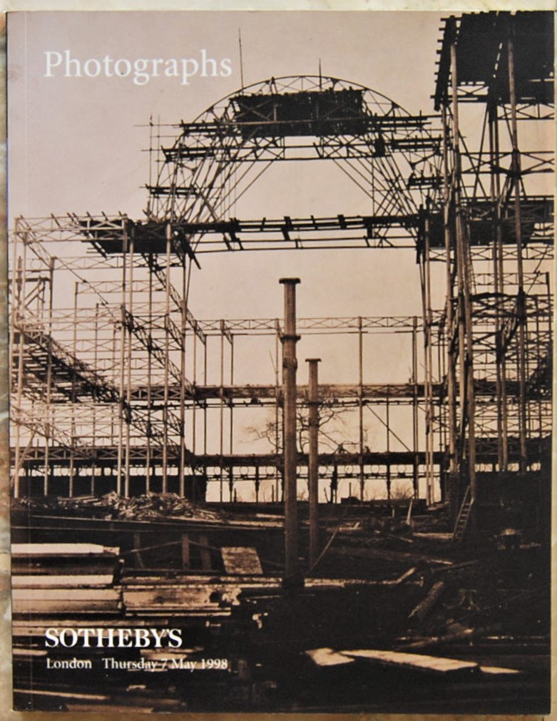  PHOTOGRAPHS. LONDON 7 MAY 1998. - Copertina