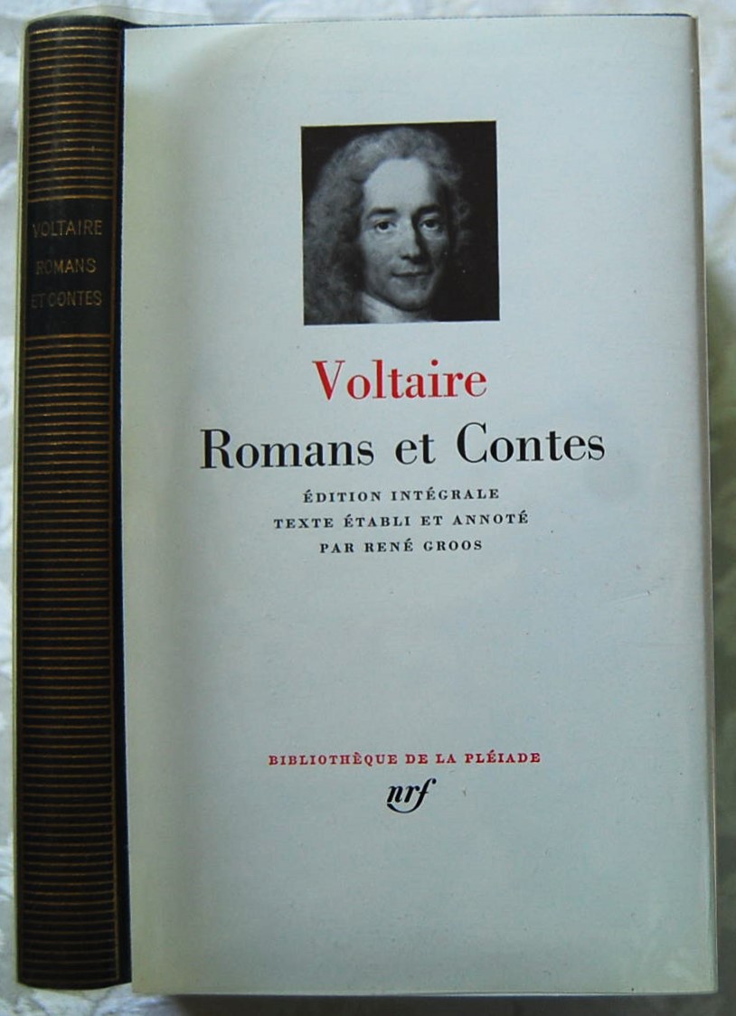 Voltaire ROMANS ET CONTES. - Copertina