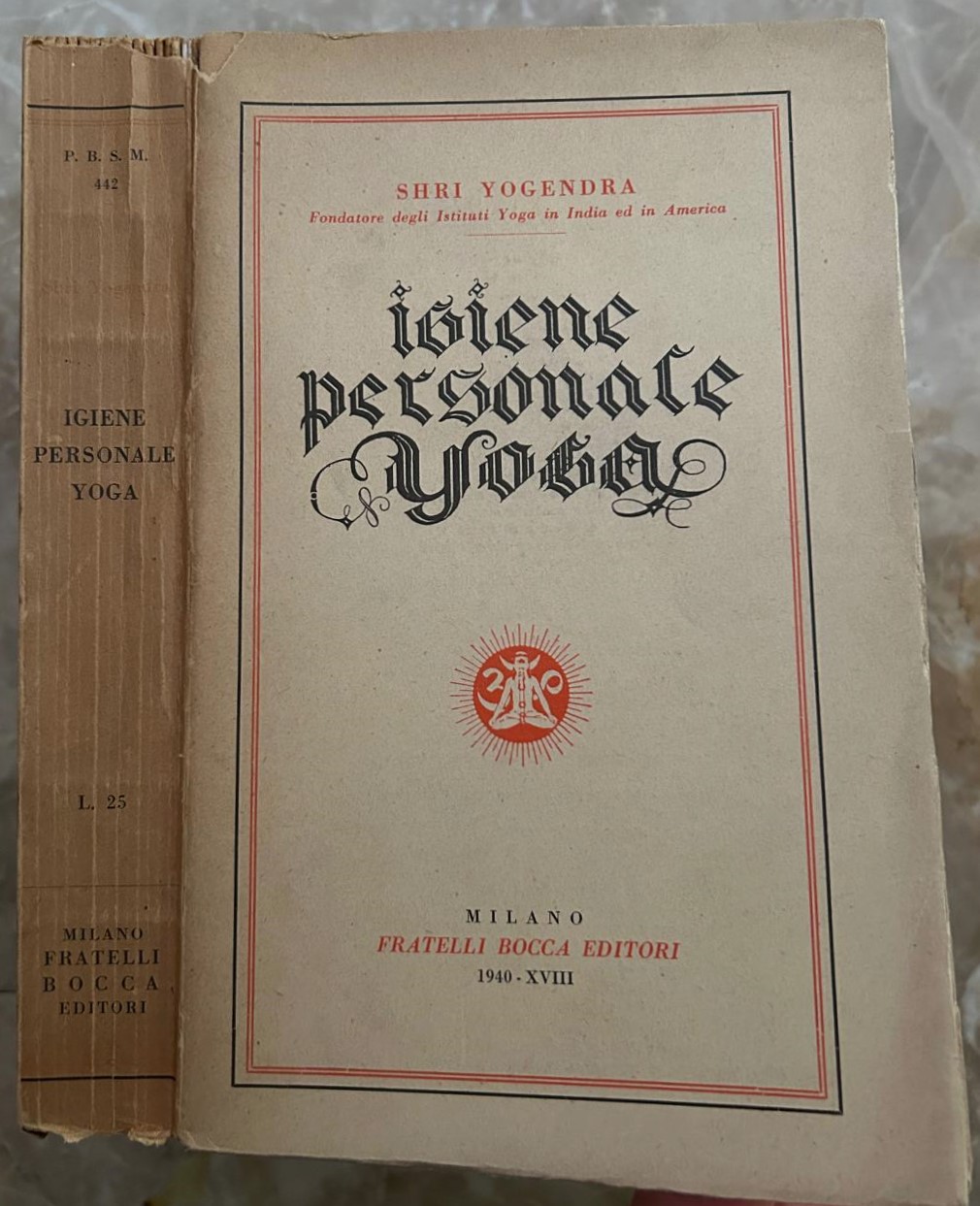 Shri Yogendra IGIENE PERSONALE YOGA. - Copertina
