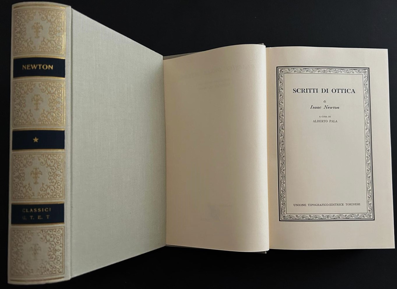 Isaac Newton PRINCIPI MATEMATICI DELLA FILOSOFIA ... - Copertina